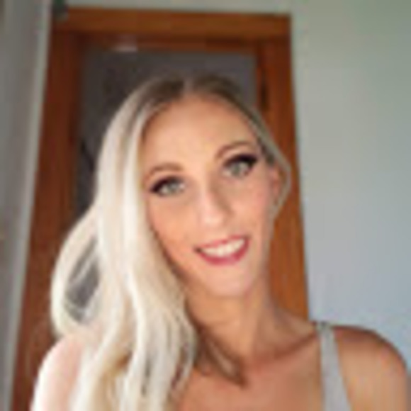 Meet your Posher, Kelly - Picture 1 of 1